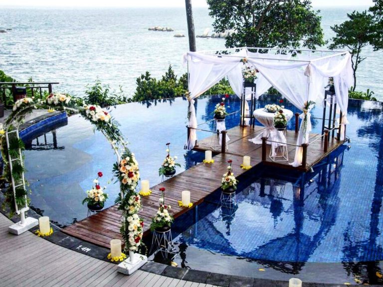 Bintan Rockedge Pool Wedding Venue
