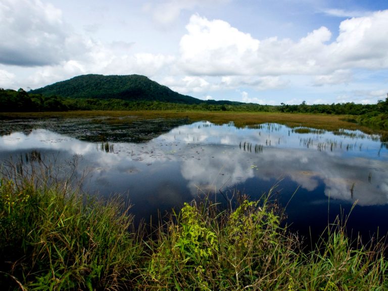 gunung bintan scenery