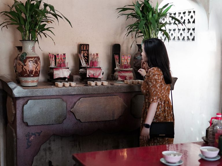 inside banyan tree temple