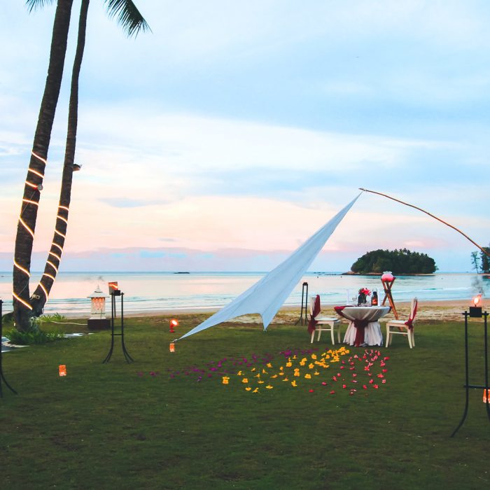 Beachfront Romantic Dinner at Mayang Sari Beach