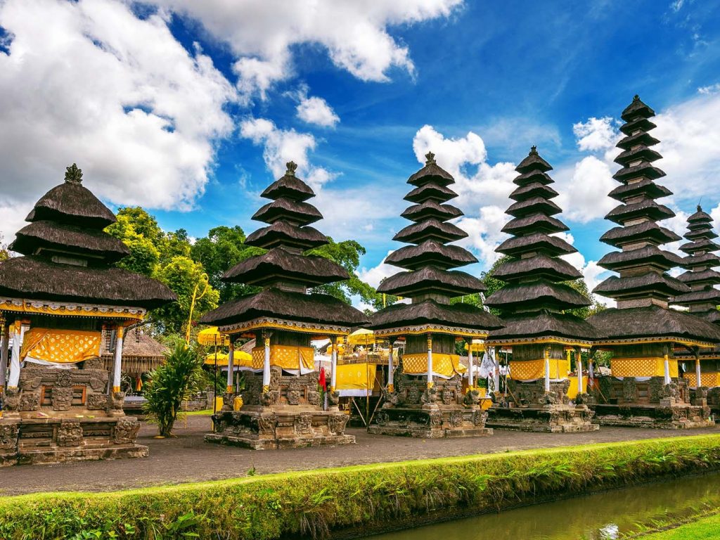 Preparing NYepi Day at Pura Taman Ayun Bali