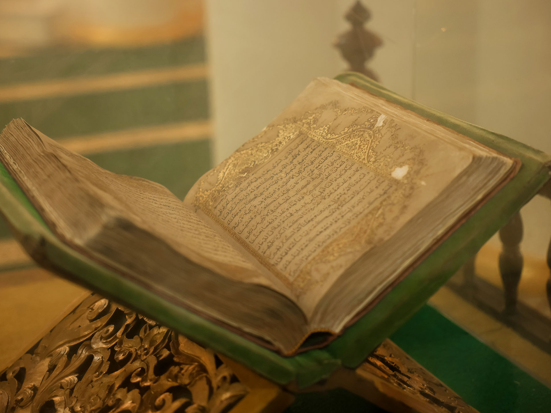 Al Quran di Masjid Raya Sultan Riau Penyengat